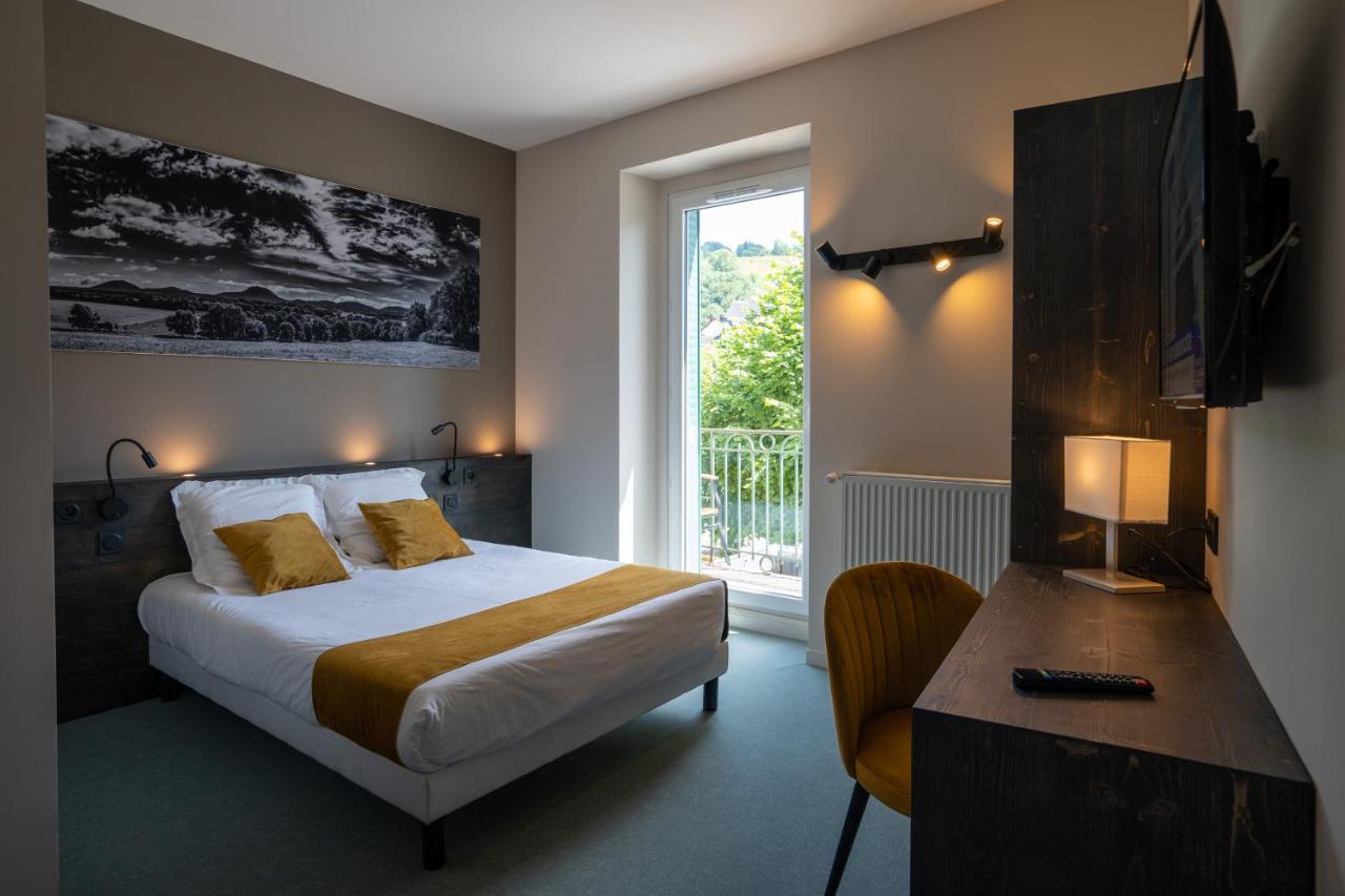 Le Geneve Hotel La Bourboule Buitenkant foto