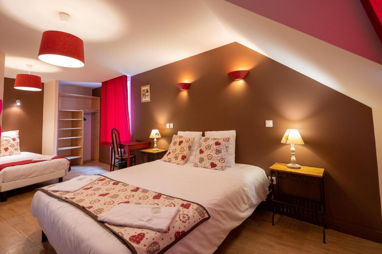 Le Geneve Hotel La Bourboule Buitenkant foto